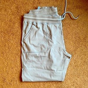 Zyia peak joggers